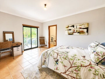 Apartamento T3 para Arrendamento em Albufeira e Olhos de Água