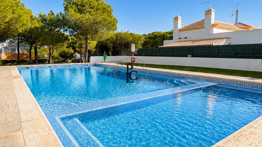 Apartamento T3 para Arrendamento em Albufeira e Olhos de Água