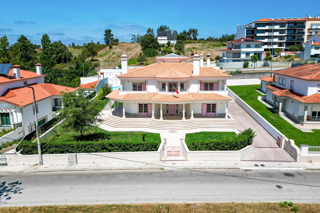 Moradia T6 para Venda em Pombal Foto 1