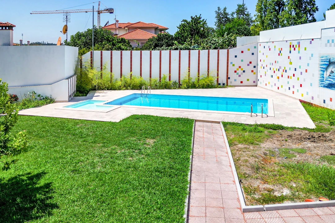 Moradia T6 para Venda em Pombal Foto 9