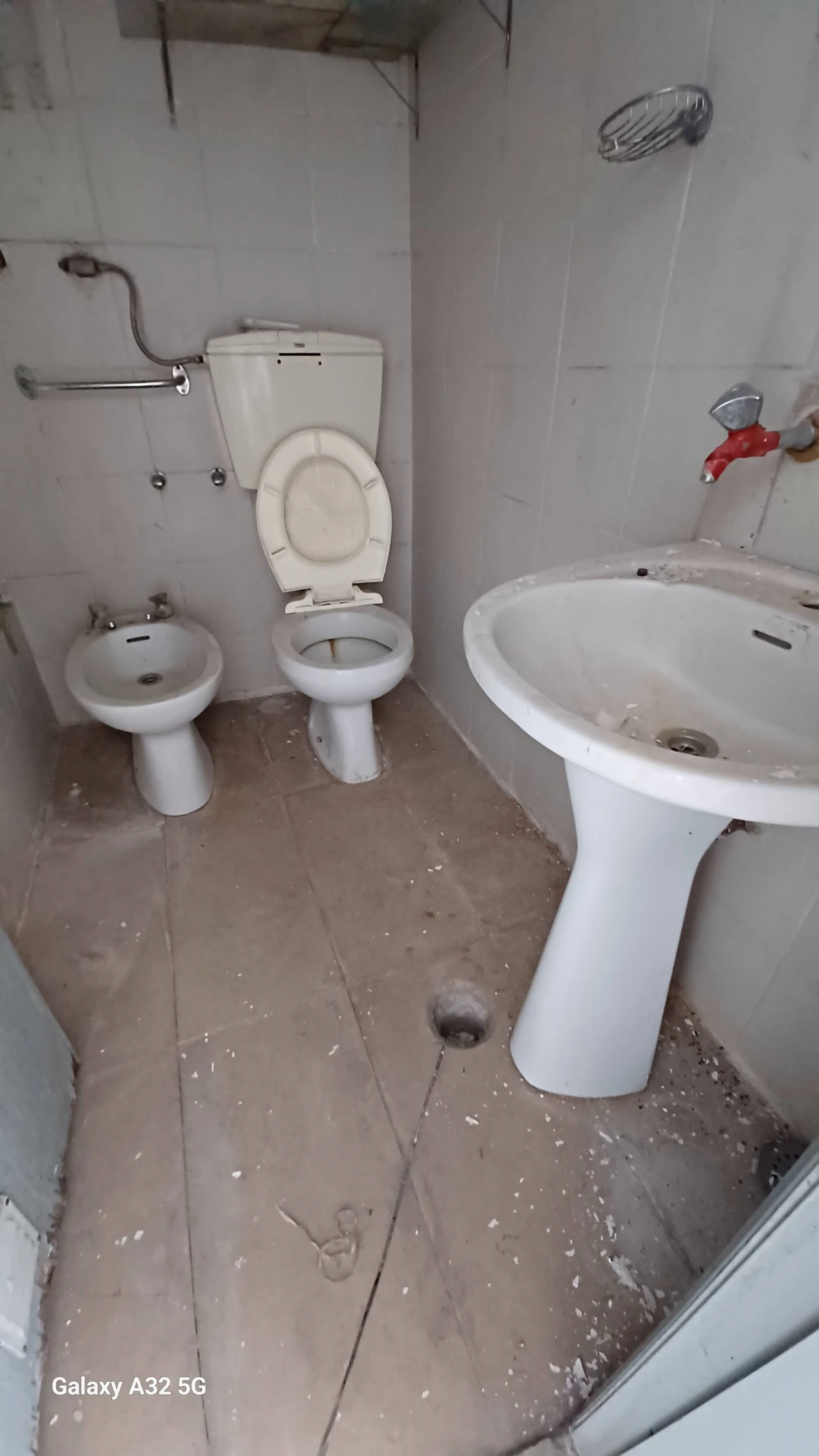 Moradia T2 para Venda em Santa Maria do Castelo e Santiago e Santa Susana Foto 17