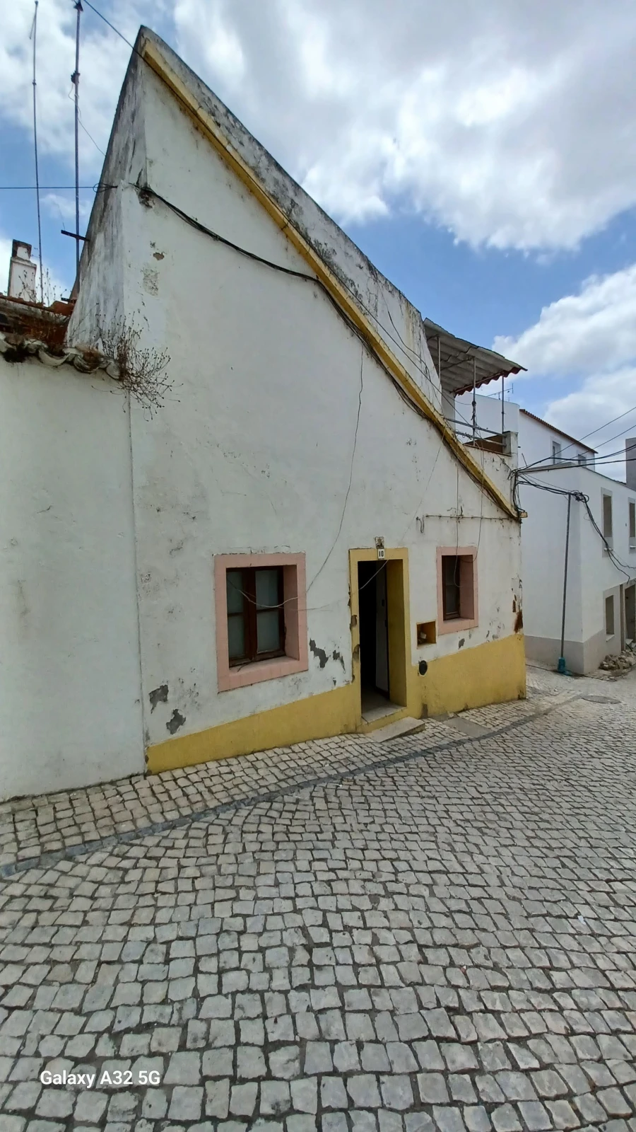 Moradia T2 para Venda em Santa Maria do Castelo e Santiago e Santa Susana Foto 5