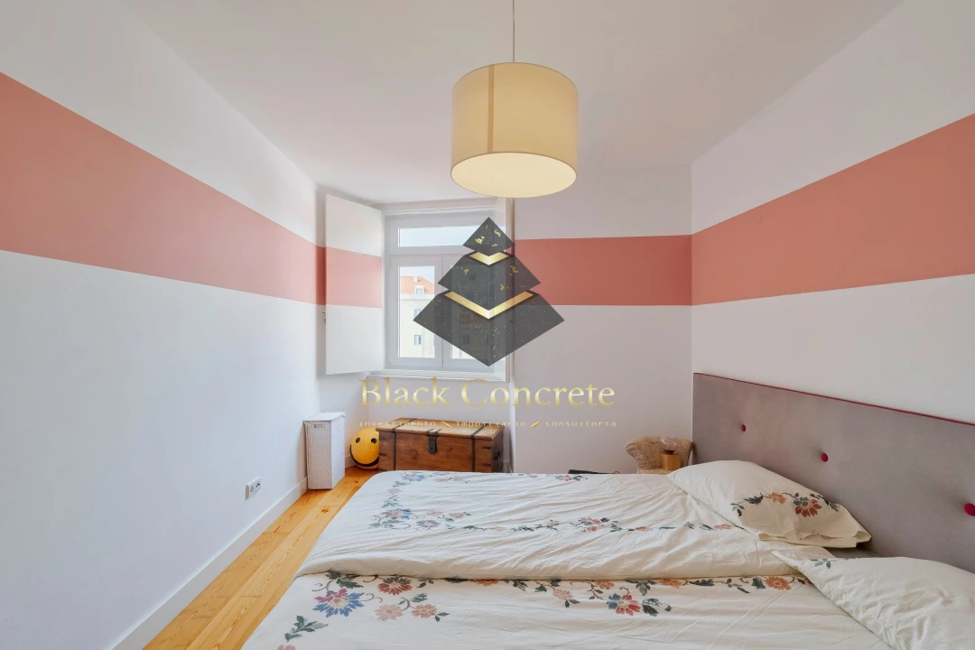 Apartamento T3 para Venda em Santo António Foto 21