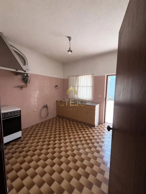 Moradia T2 para Venda em Fernao Ferro