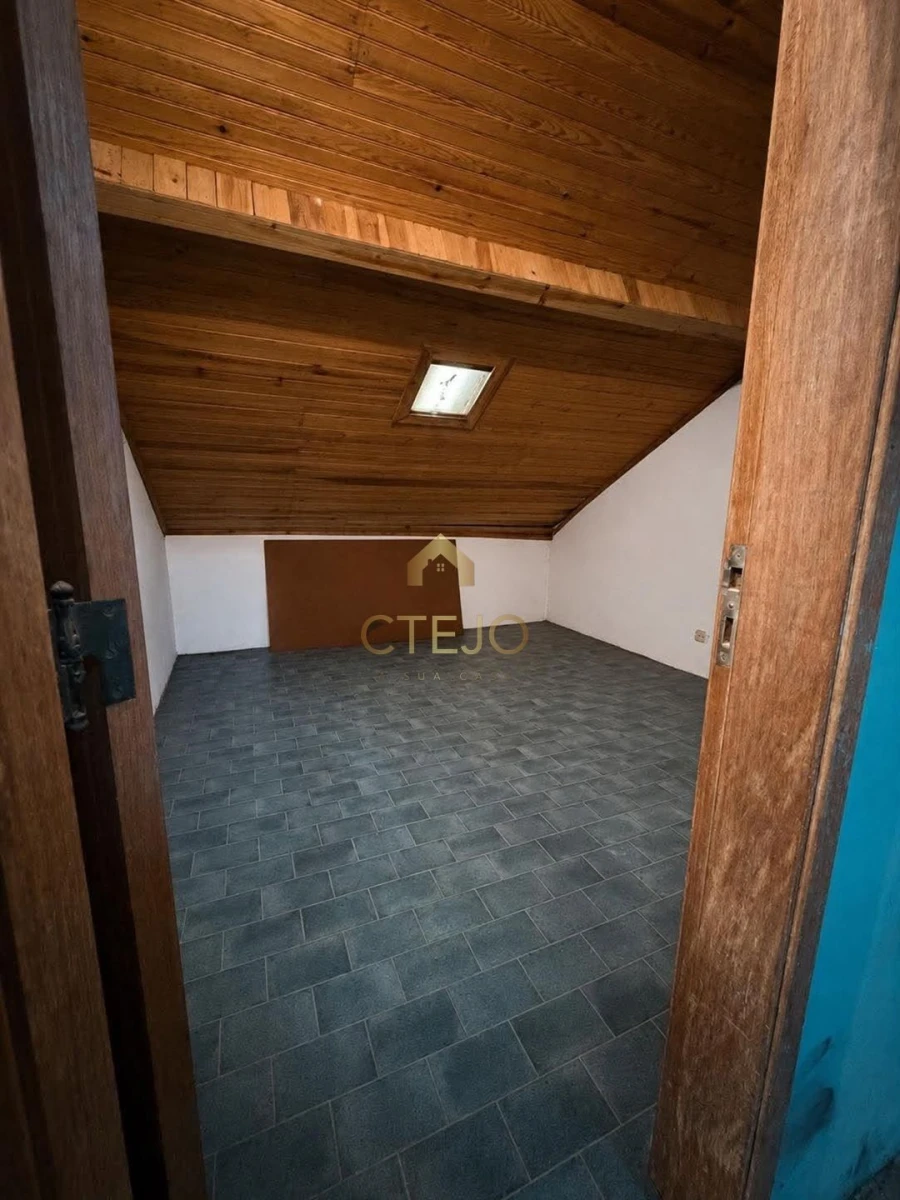 Moradia T2 para Venda em Fernao Ferro Foto 14