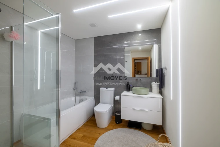 Apartamento T3 para Venda em Matosinhos e Leça da Palmeira Foto 27