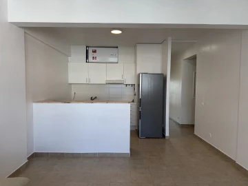 Apartamento T1 para Arrendamento em Oeiras e São Julião da Barra, Paço de Arcos e Caxias