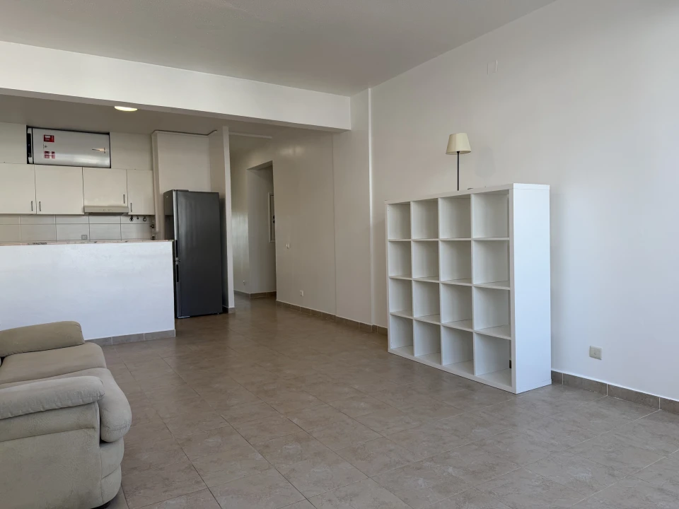 Apartamento T1 para Arrendamento em Oeiras e São Julião da Barra, Paço de Arcos e Caxias Foto 2
