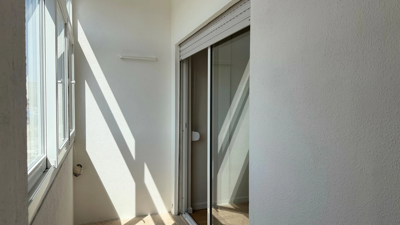 Apartamento T1 para Arrendamento em Oeiras e São Julião da Barra, Paço de Arcos e Caxias Foto 11