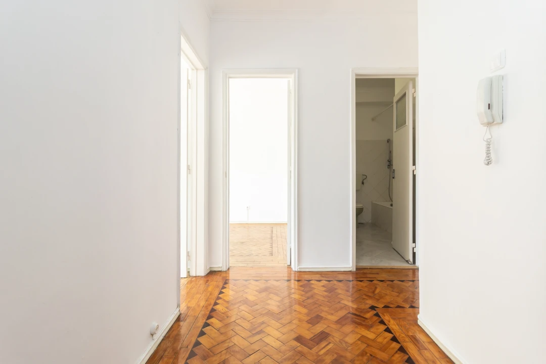 Apartamento T2 para Venda em Odivelas Foto 2