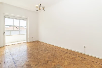Apartamento T2 para Venda em Odivelas