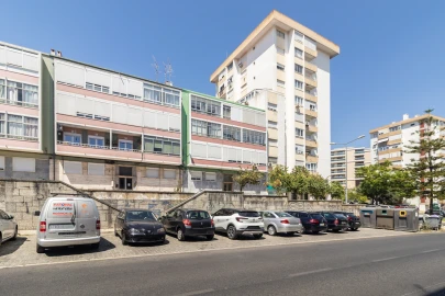 Apartamento T2 para Venda em Odivelas
