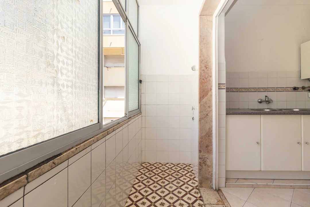 Apartamento T2 para Venda em Odivelas Foto 32