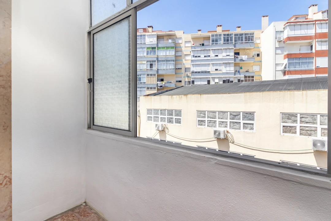 Apartamento T2 para Venda em Odivelas Foto 23