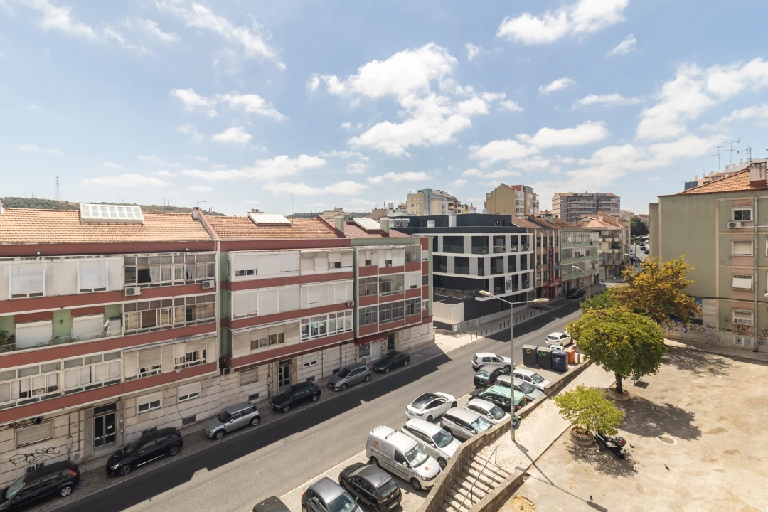 Apartamento T2 para Venda em Odivelas Foto 8