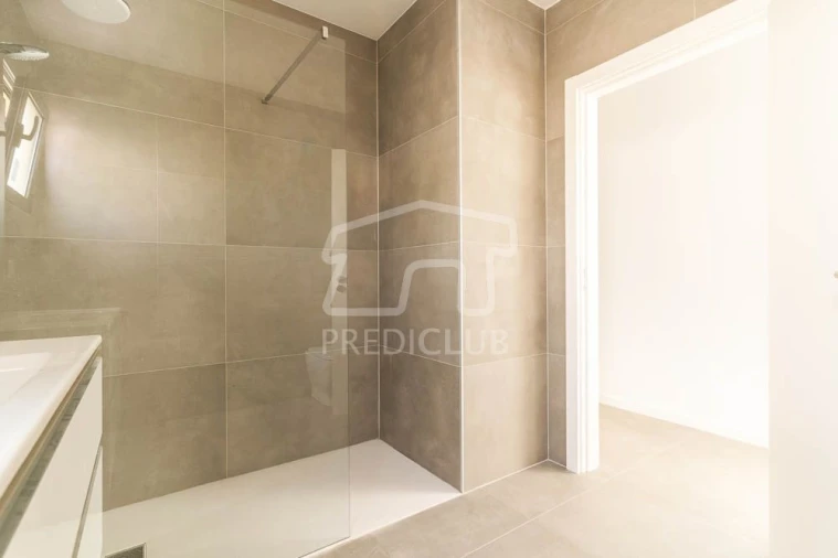 Apartamento T2 para Venda em Porto Santo Foto 20