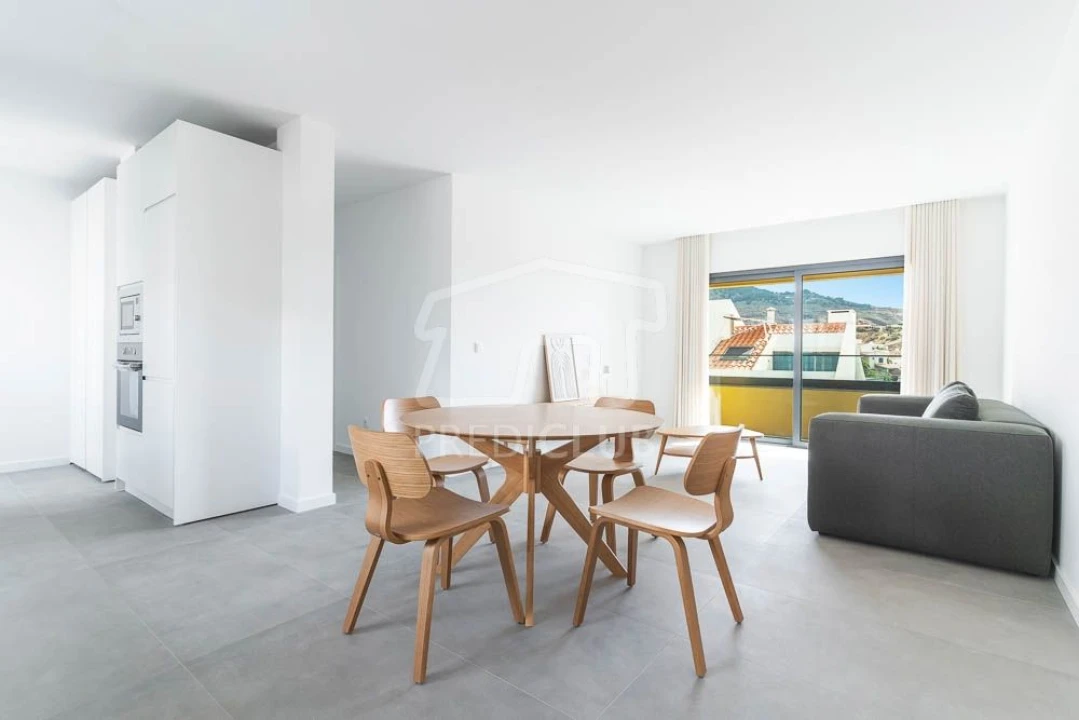 Apartamento T2 para Venda em Porto Santo Foto 2