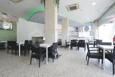 Negócio para Venda em Baixa da Banheira e Vale da Amoreira