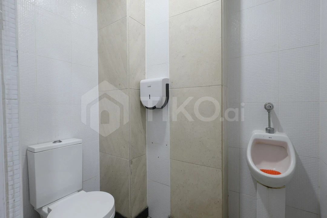 Negócio para Venda em Baixa da Banheira e Vale da Amoreira Foto 18