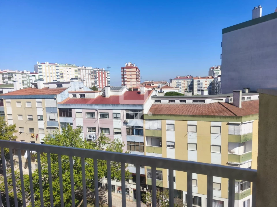 Apartamento T3 para Venda em Mina de Água Foto 9