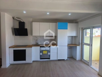 Apartamento T3 para Venda em Mina de Água