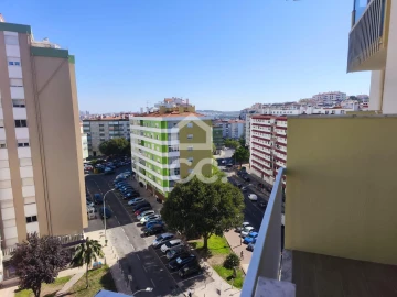 Apartamento T3 para Venda em Mina de Água