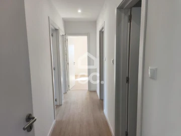 Apartamento T3 para Venda em Mina de Água