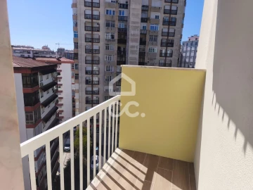 Apartamento T3 para Venda em Mina de Água