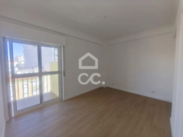 Apartamento T3 para Venda em Mina de Água