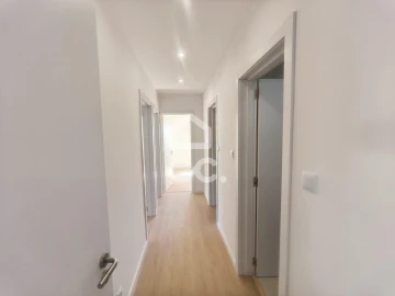 Apartamento T3 para Venda em Mina de Água