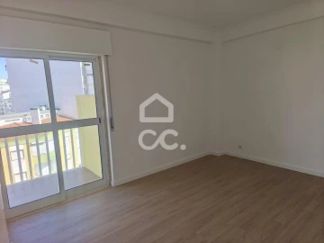 Apartamento T3 para Venda em Mina de Água