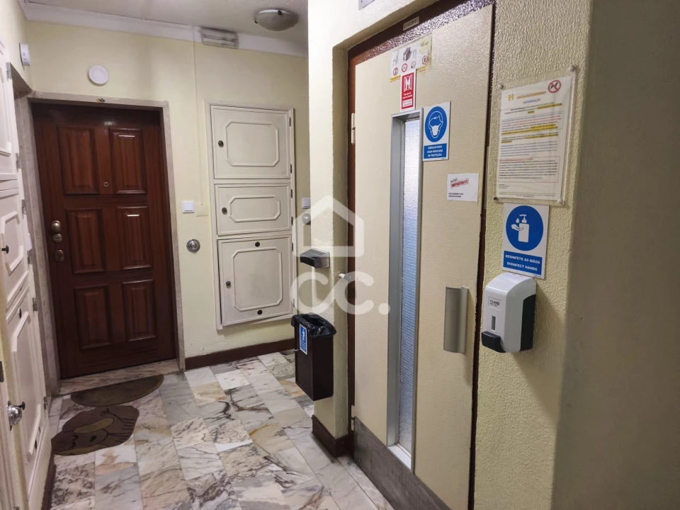 Apartamento T3 para Venda em Mina de Água Foto 38