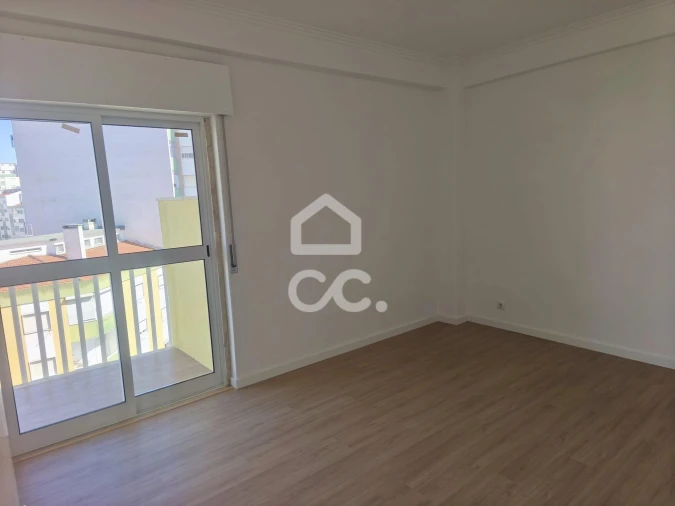 Apartamento T3 para Venda em Mina de Água Foto 4