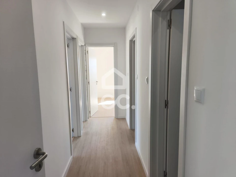 Apartamento T3 para Venda em Mina de Água Foto 31