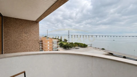 Apartamento T5 para Venda em Parque das Nações