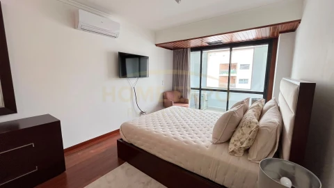 Apartamento T5 para Venda em Parque das Nações