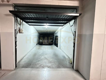Apartamento T5 para Venda em Parque das Nações