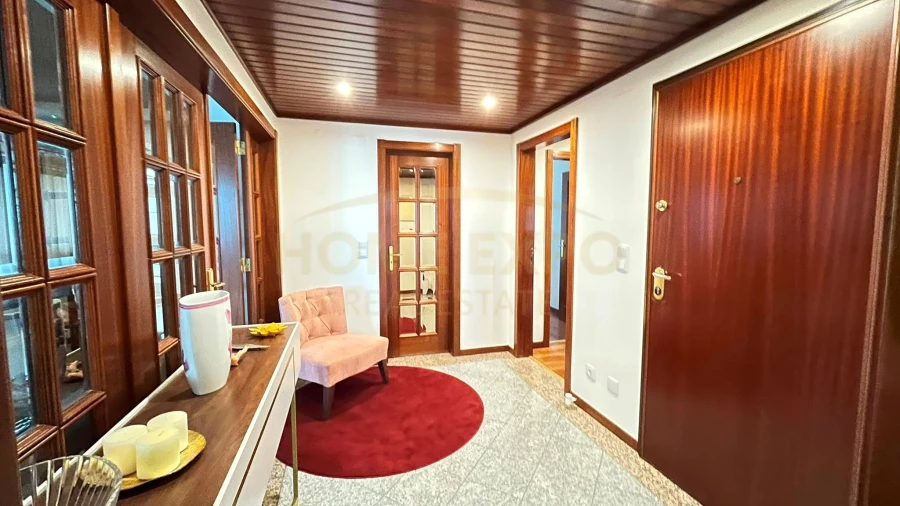 Apartamento T5 para Venda em Parque das Nações Foto 14