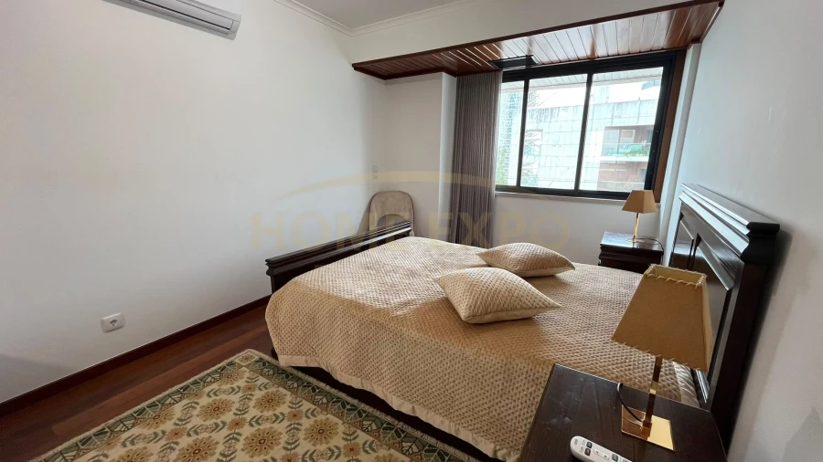 Apartamento T5 para Venda em Parque das Nações Foto 31