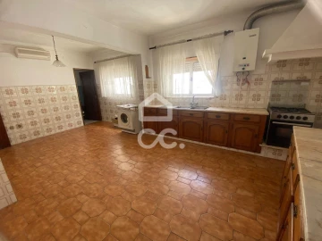 Moradia T2 para Venda em Torres Novas (São Pedro), Lapas e Ribeira Branca