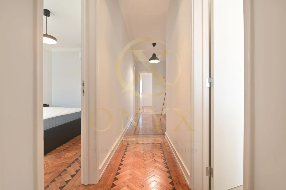 Apartamento T2 para Venda em Penha de França Foto 6