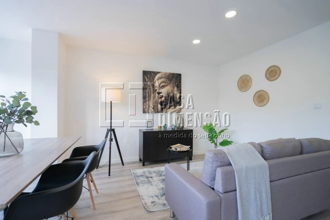 Apartamento T3 para Venda em São Domingos de Benfica Foto 9
