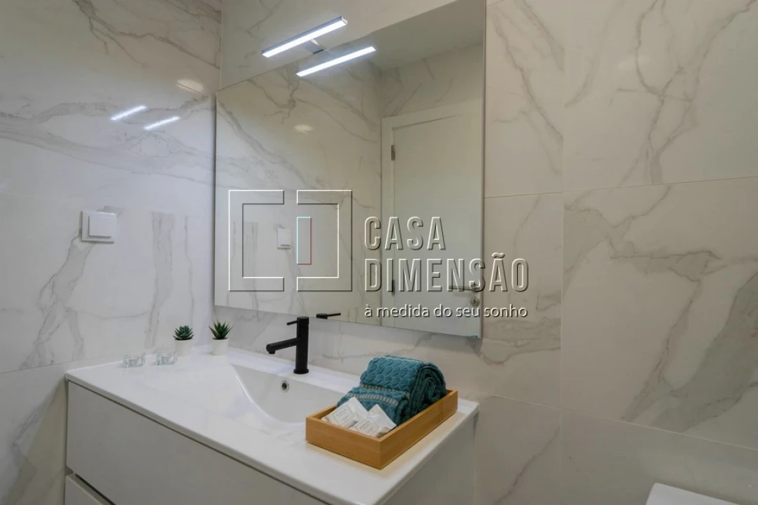 Apartamento T3 para Venda em São Domingos de Benfica Foto 32