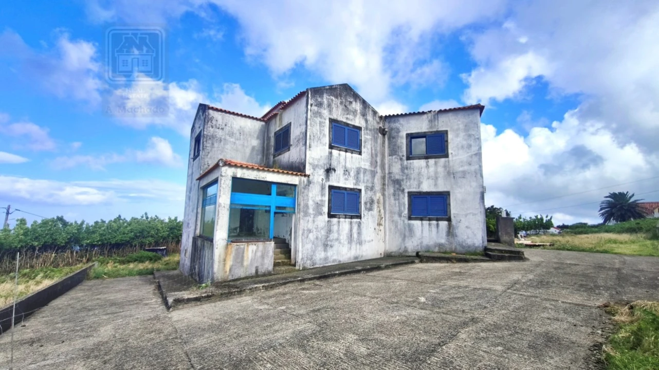 Moradia T6 para Venda em Cedros Foto 3