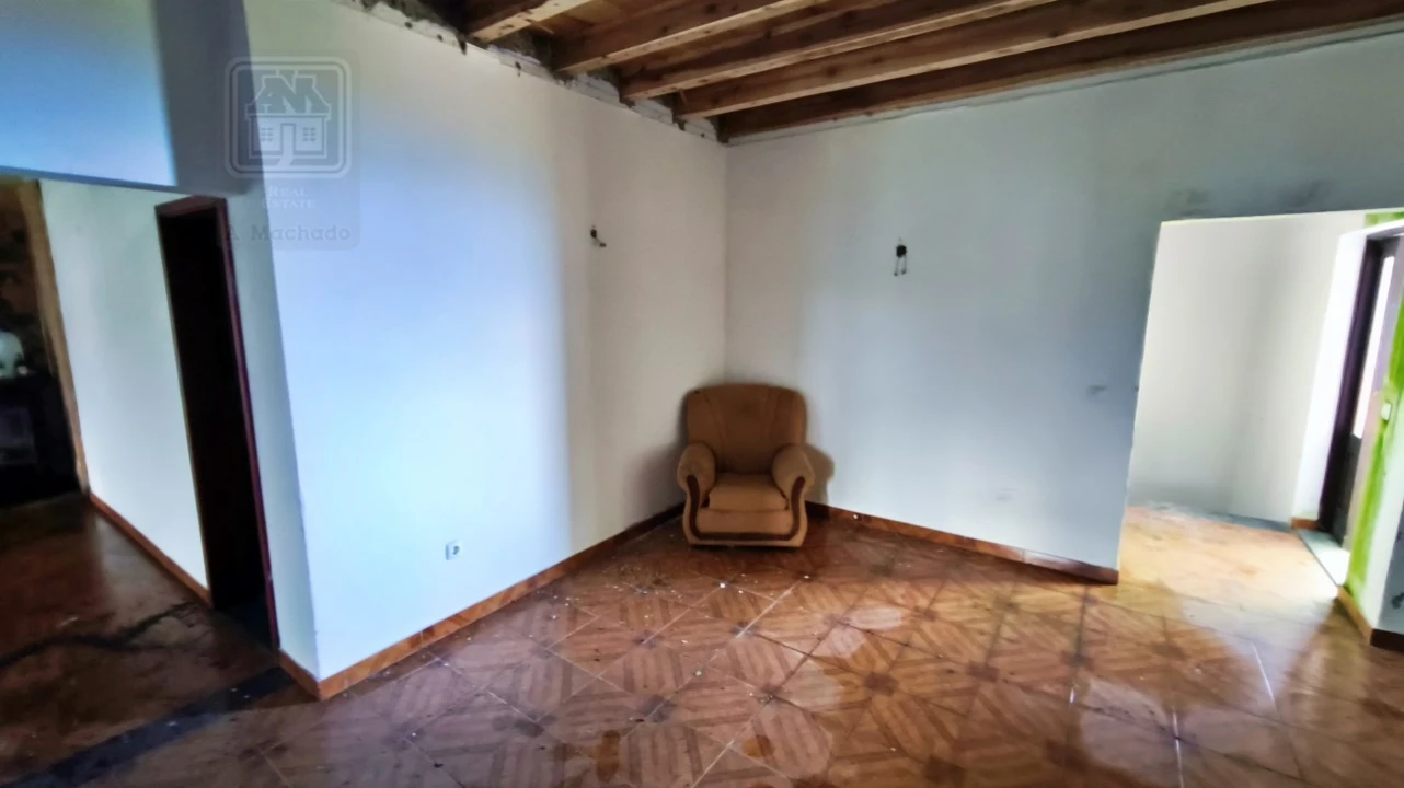 Moradia T6 para Venda em Cedros Foto 21