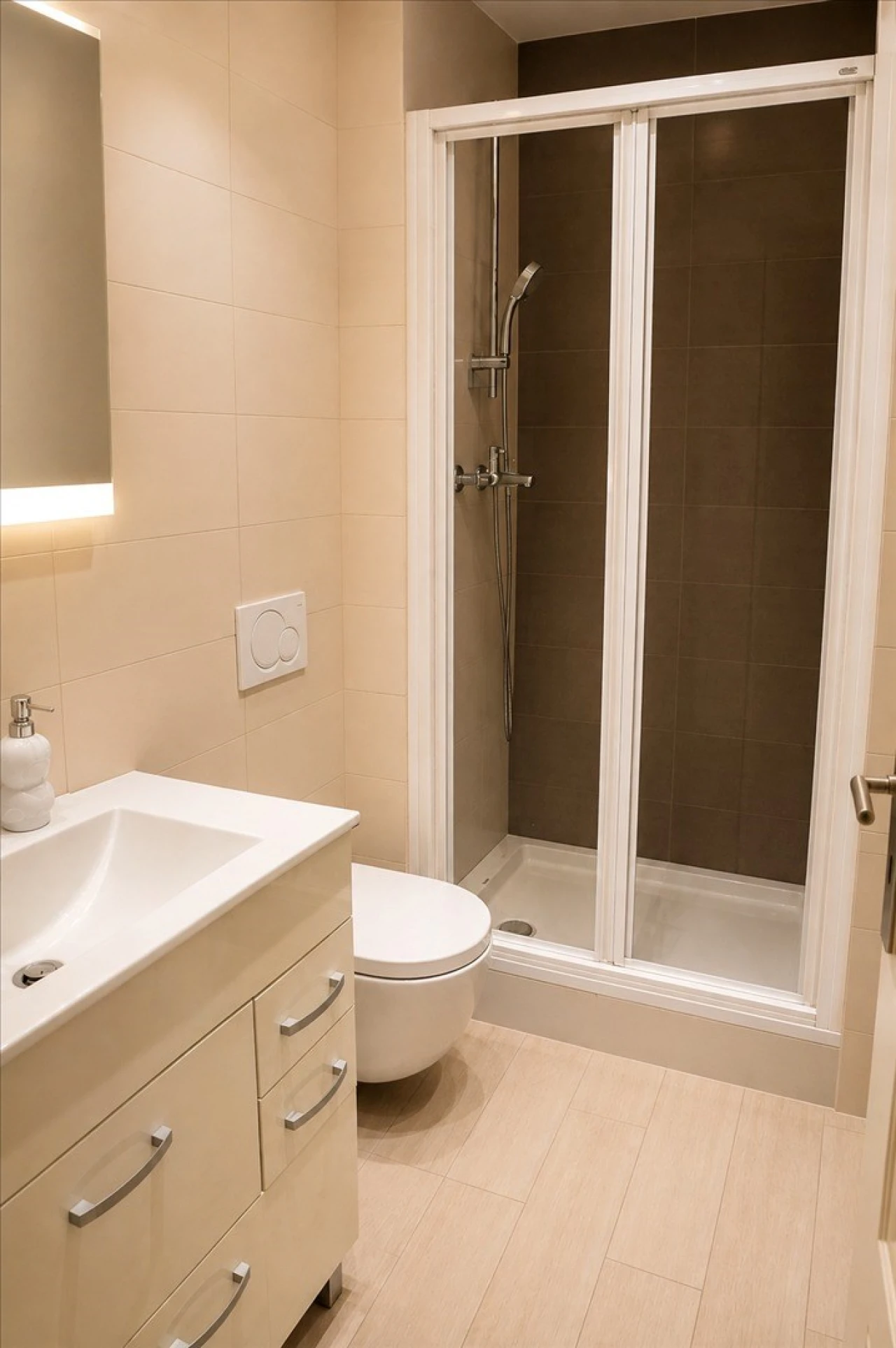 Apartamento T1 para Arrendamento em Falagueira-Venda Nova Foto 8
