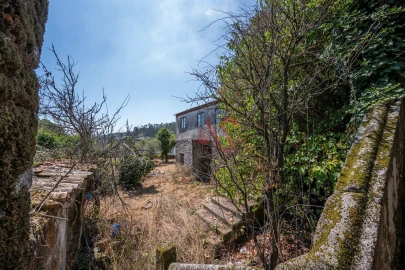 Moradia T5 para Venda em Idães