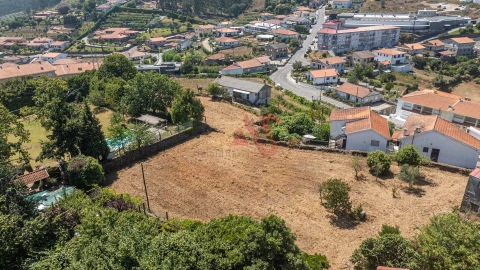 Moradia T5 para Venda em Idães