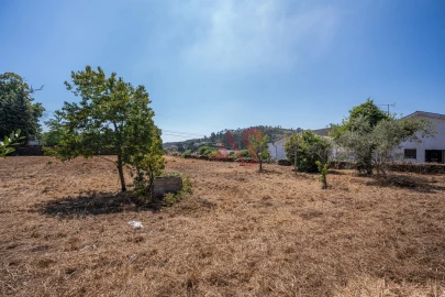 Moradia T5 para Venda em Idães
