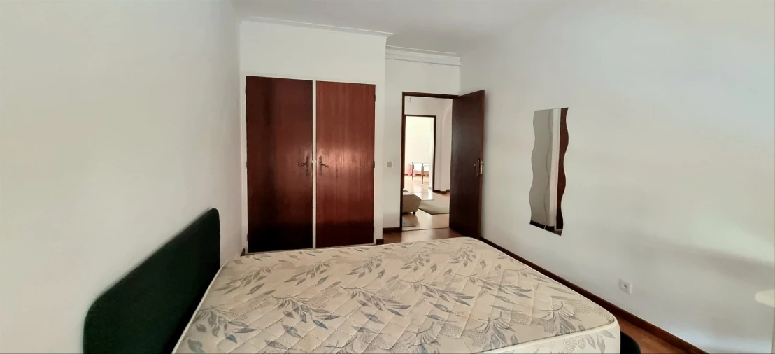 Apartamento T3 para Venda em Santo Antonio dos Olivais Foto 22
